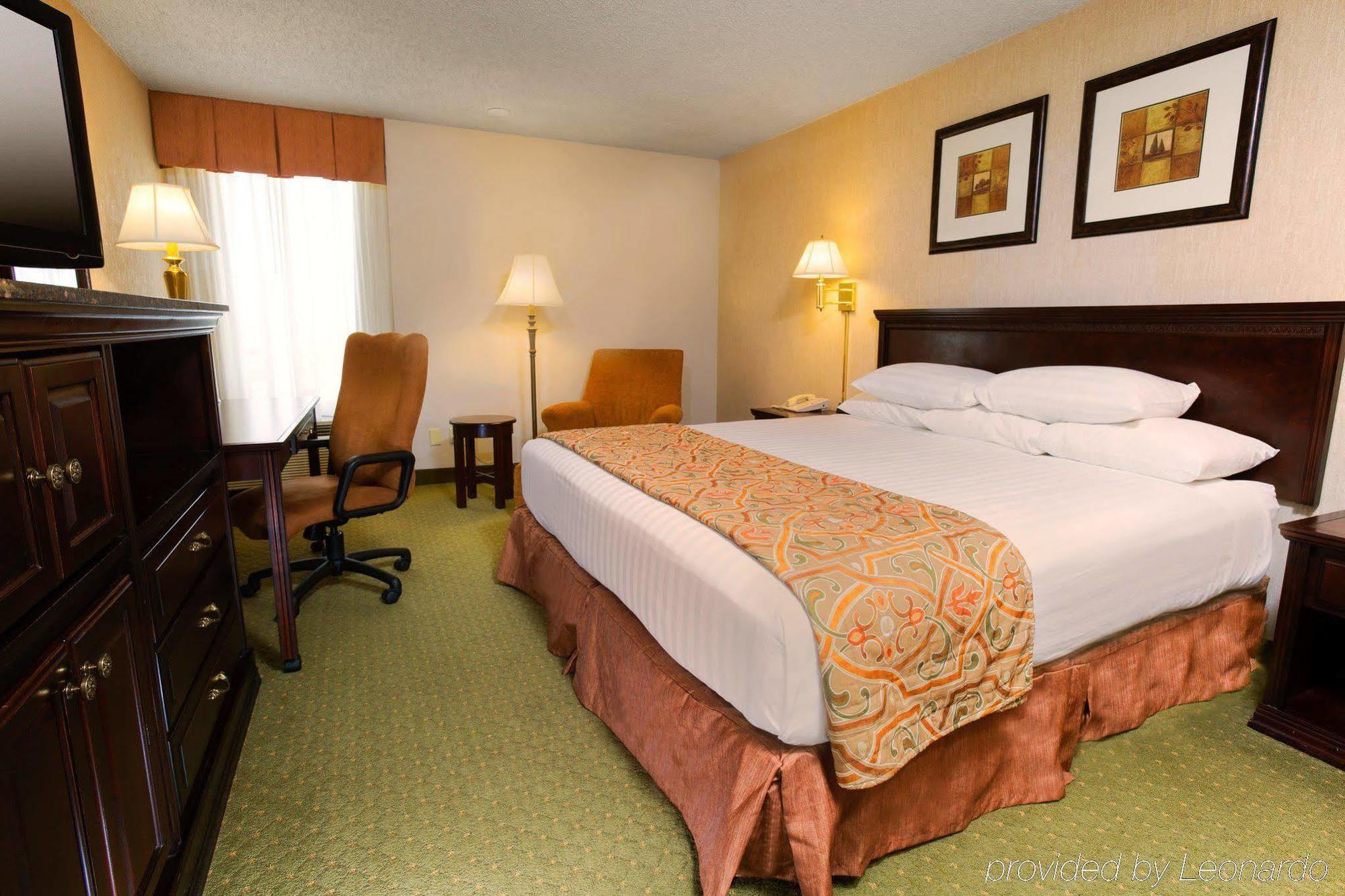 Drury Inn & Suites Columbia Stadium Boulevard מראה חיצוני תמונה